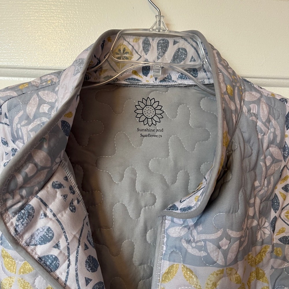 Stylish Patchwork Teddy Jacket in Gray and Yellow - image 12